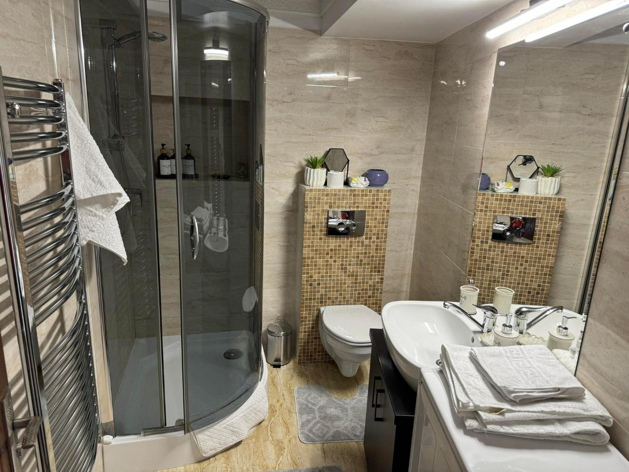 Pretty Luxury Apartament'S 클루지나포카 외부 사진